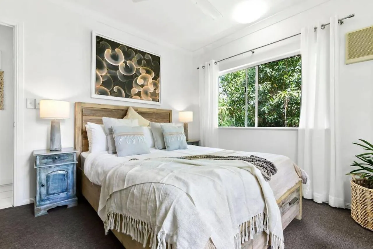Bohemia Heights Apartment Westcourt